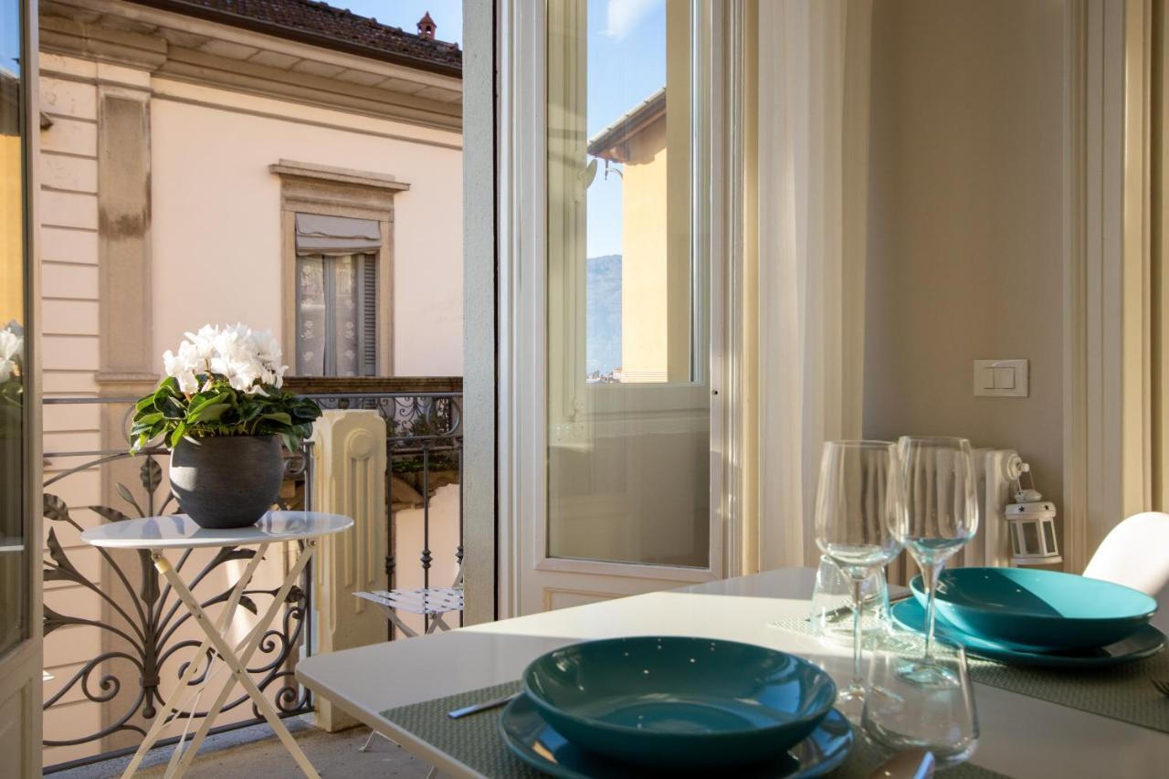 Aqualago Casa Vacanze Apartment D Verbania Exterior foto